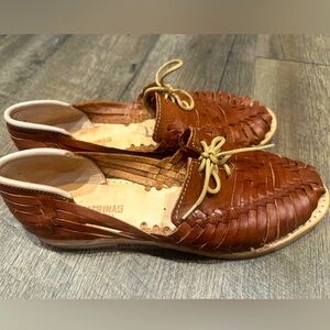 Catrina’s Hauraches Brown Tan Leather Braided Shoes size 6.5 US made in Mexico